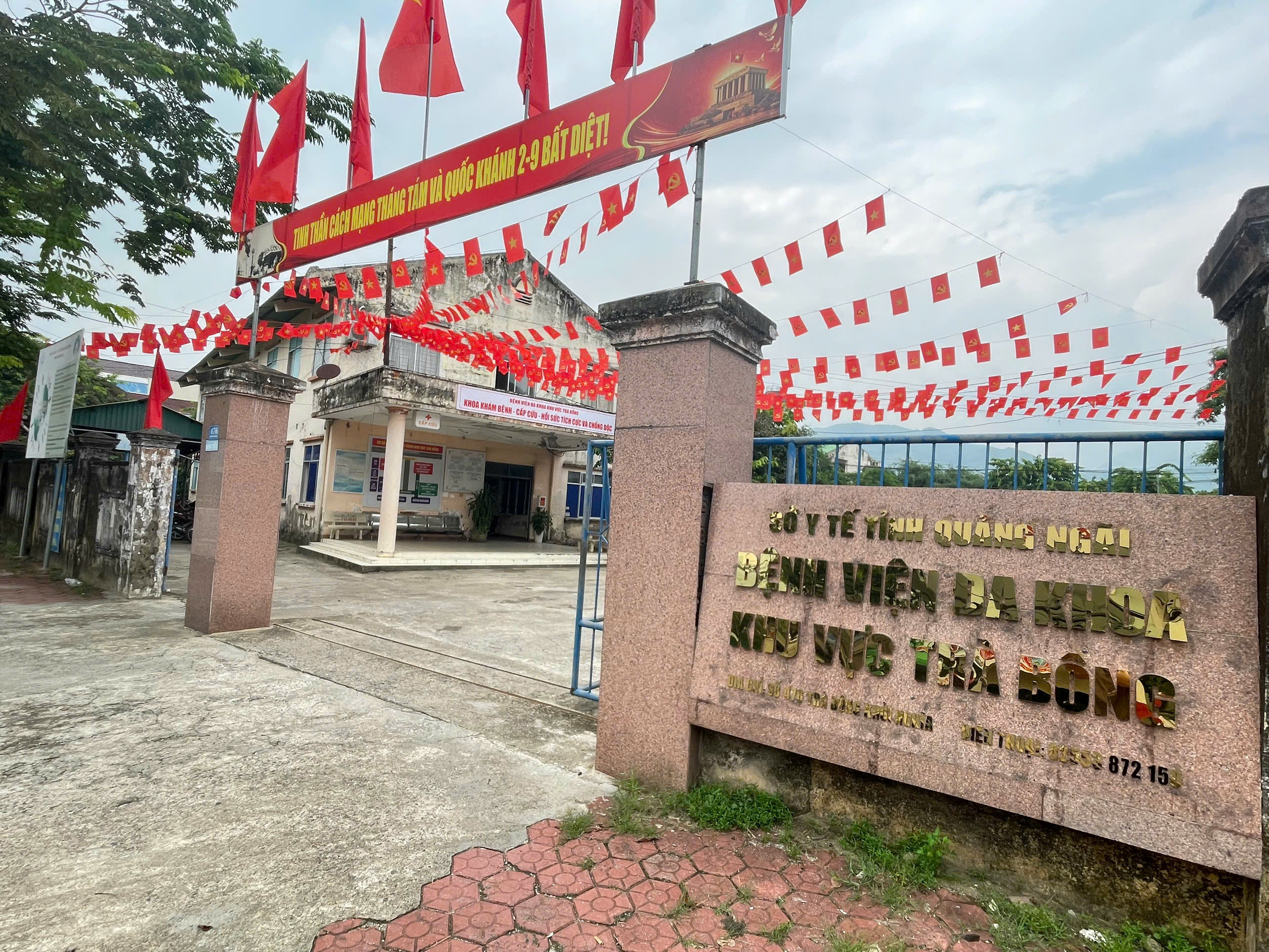 Bệnh viện Đa khoa Khu vực Trà Bồng